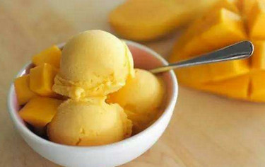 芒果酸奶冰激凌