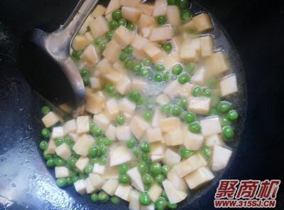 豌豆杏鮑菇炒肉丁家常做法大全步驟圖8