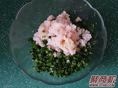 磷虾肉韭菜锅贴家常做法大全步骤图5