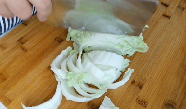 白菜粉条炖豆腐家常做法大全步骤图1