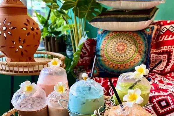 开个老挝咖啡袋装奶茶加盟店赚钱吗?