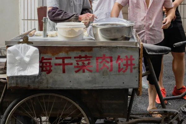 卖烧饼和卖袜子哪个赚钱_1