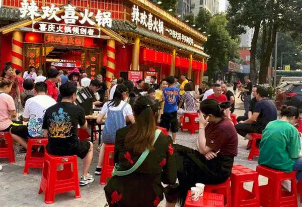 为什么餐饮创业者都爱开重庆火锅店？_2