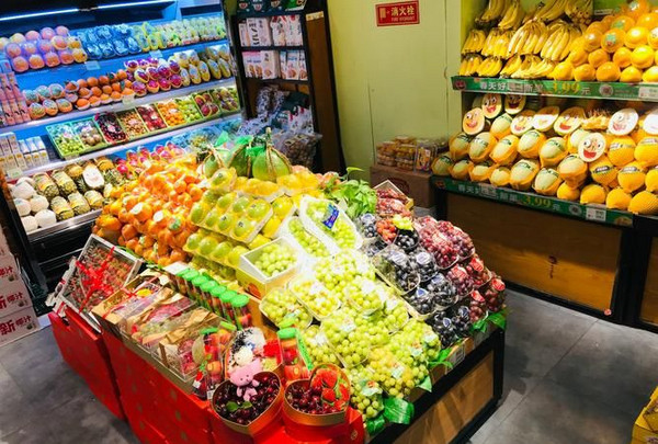 小型水果店成本大概是多少？